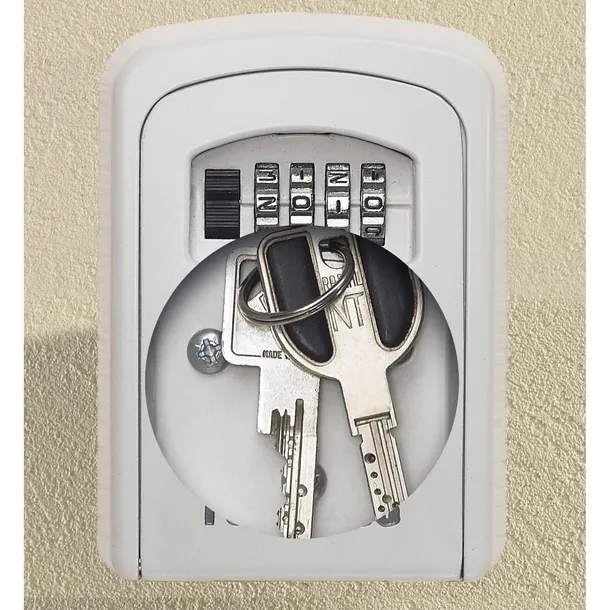 master-lock-medium-key-safe-w-combination-lock-5401eurdcrm