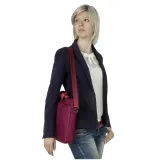 rivacase-8335-laptop-case-15-6-red