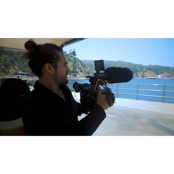 deity-w01-deluxe-windshield-s-mic-2-3