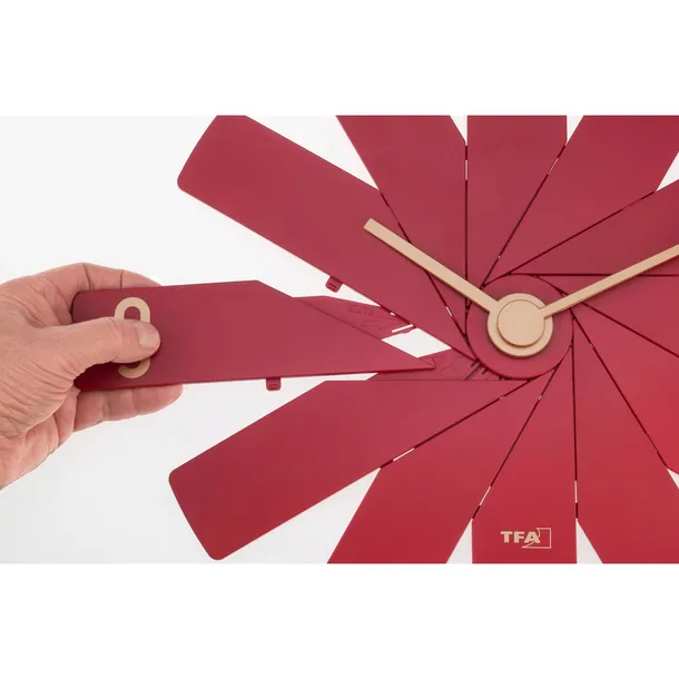 tfa-clock-in-the-box-czerwony-zegar-scienny
