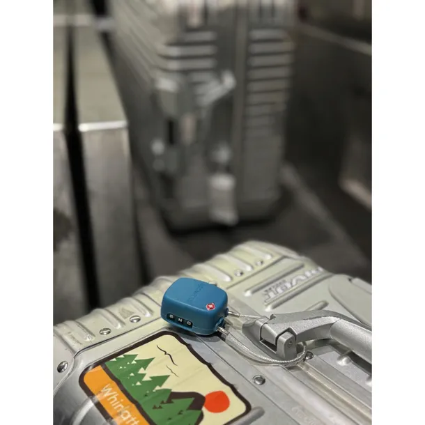 boompods-lock-tsa-bag-tracker-ocean-blue