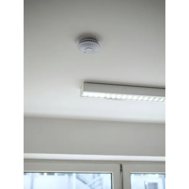 brennenstuhl-wifi-smoke-detector