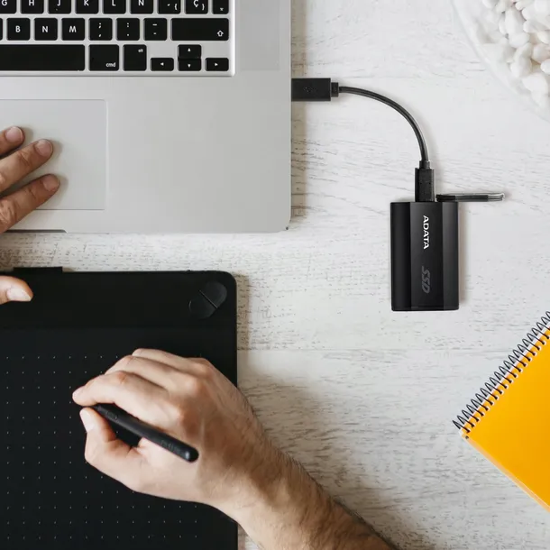 adata-externe-ssd-sd810-2tb-ip68-2000-2000-black