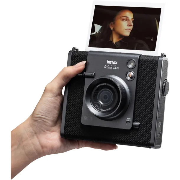 fujifilm-instax-wide-evo