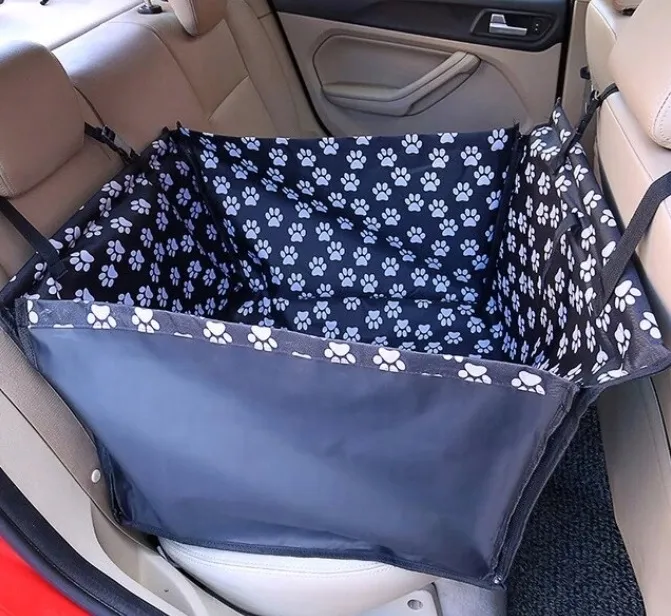 mata-do-samochodu-transporter-dla-psa-i175