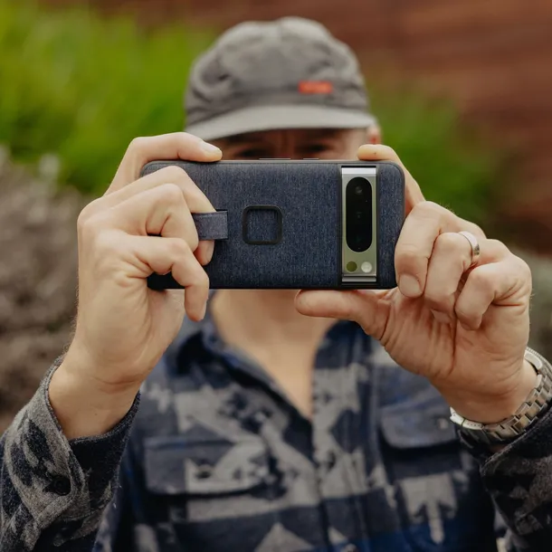 peak-design-mobile-etui-everyday-case-loop-google-pixel-8-pro-grafitowe