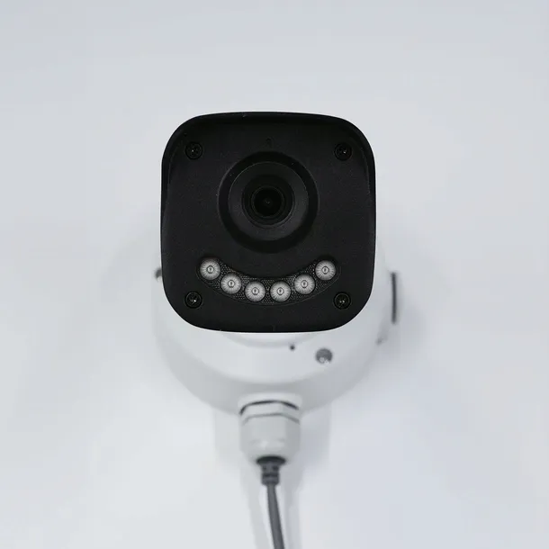 strong-bul05dl0-p-security-camera