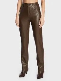 guess-spodnie-damskie-ekoskora-caroline-m