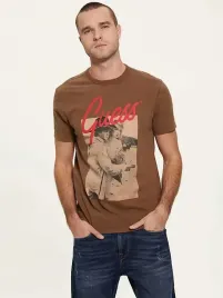 guess-t-shirt-meski-iconic-photo-brazowy-m