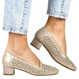 czolenka-azurowe-polbuty-na-niskim-obcasie-potocki-12393-bezowe