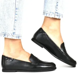 mokasyny-skorzane-z-gumka-na-piecie-plaskie-vinceza-18121-czarne-licowe