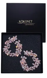 kolczyki-slubne-glamour-rozowe-zloto-efektowne-na-wesele-gale-swarovski