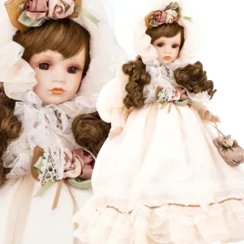 porcelanowa-duza-dekoracyjna-lalka-kolekcjonerska-w-jasnej-sukni