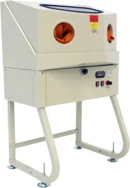 myjka-warsztatowa-kabinowa-cisnieniowa-z-podgrzewaniem-podgrzewanie-plynu