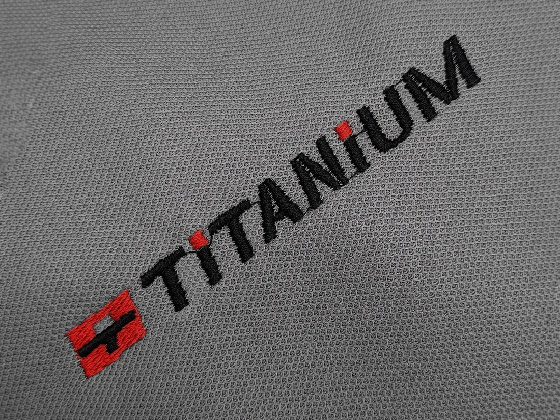 pokrowce-titanium-gratis-do-renault-kangoo-stan-nowy