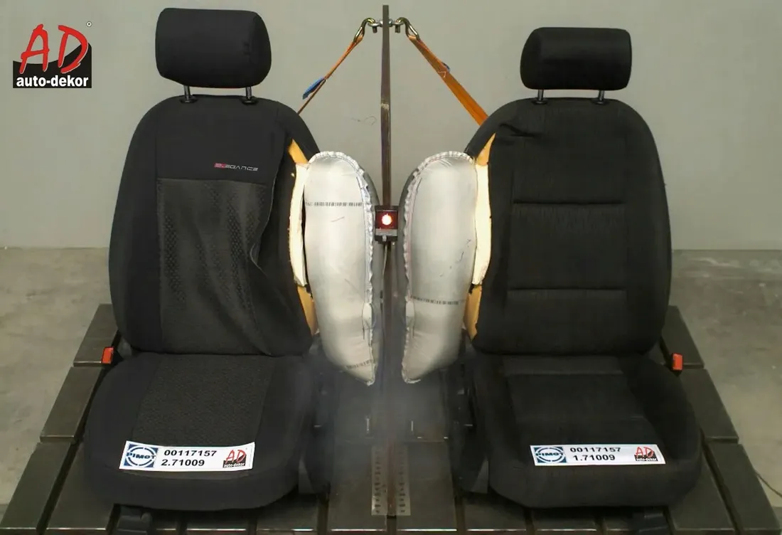 pokrowce-elegance-unp4-do-citroen-berlingo-stan-nowy