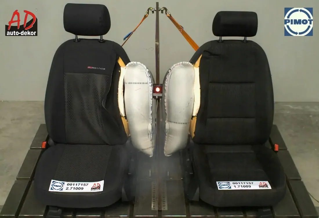pokrowce-p2-dedykowane-do-ford-transit-custom-9os-stan-nowy