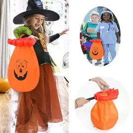 reka-na-cukierki-worek-na-lakocie-halloween