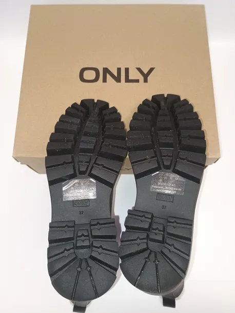 botki-czarne-only-zapiecie-inne