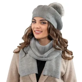 beret-z-pomponem-i-szalik-cieply-komplet-jasnoszary-vivisence-7035kmpl
