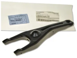 widelki-lapa-sprzegla-30531aa132-oryginal-subaru