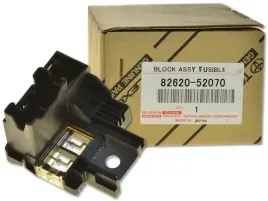 toyota-yaris-ii-05-11-1-3i-bezpiecznik-klemy