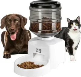automat-do-karmy-dla-psow-i-kotow