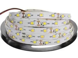 tasma-pasek-led-12v-250-cm-ciepla-barwa-swiatla-na-sciane-eko-light