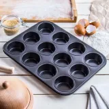 blacha-muffinki-12-silikonowych-foremek-babeczki-dlugosc-35-cm