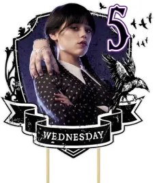 topper-ozdoba-na-tort-wednesday-addams-wiek