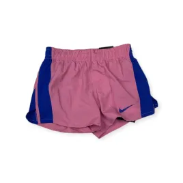 krotkie-spodenki-dziewczynka-nike-m-8-10-lat