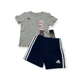 spodenki-koszulka-komplet-chlopiecy-adidas-9m