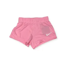 krotkie-sportowe-spodenki-dziewczynka-nike-1-2-lat