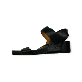 klasyczne-klapki-damskie-czarne-kenneth-cole-40