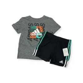 spodenki-koszulka-komplet-chlopiecy-adidas-18-mscy