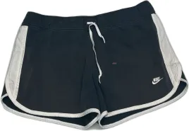 krotkie-sportowe-spodenki-damskie-nike-s