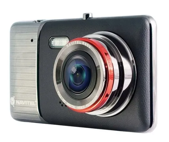 wideorejestrator-navitel-r800-zasilanie-gniazdo-zapalniczki-samochodowej