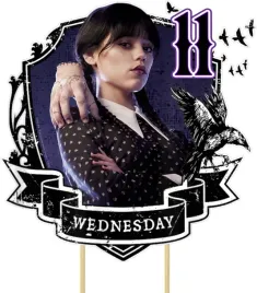 topper-ozdoba-na-tort-wednesday-addams-wiek