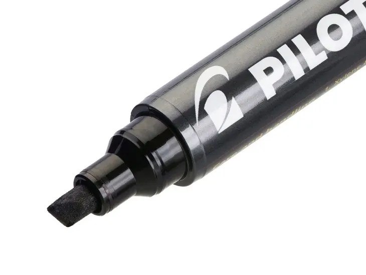 marker-permanentny-pilot-400-broad-sciety-czerwony-waga-z-opakowaniem-0-1-kg