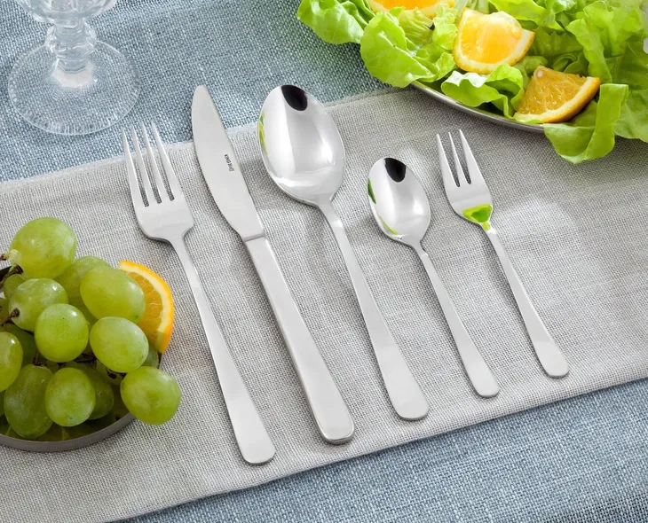 komplet-nozy-obiadowych-3-ele-polysk-kinghoff-marka-kinghoff