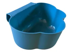 kuchenny-pojemnik-na-odpady-obierki-nakladany-na-drzwiczki-szafki-niebieski