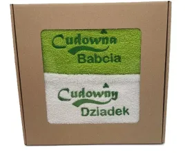 recznik-haftowany-50-x-100-cm-2szt-w-pudelku-cudowna-babcia-cudownydzia