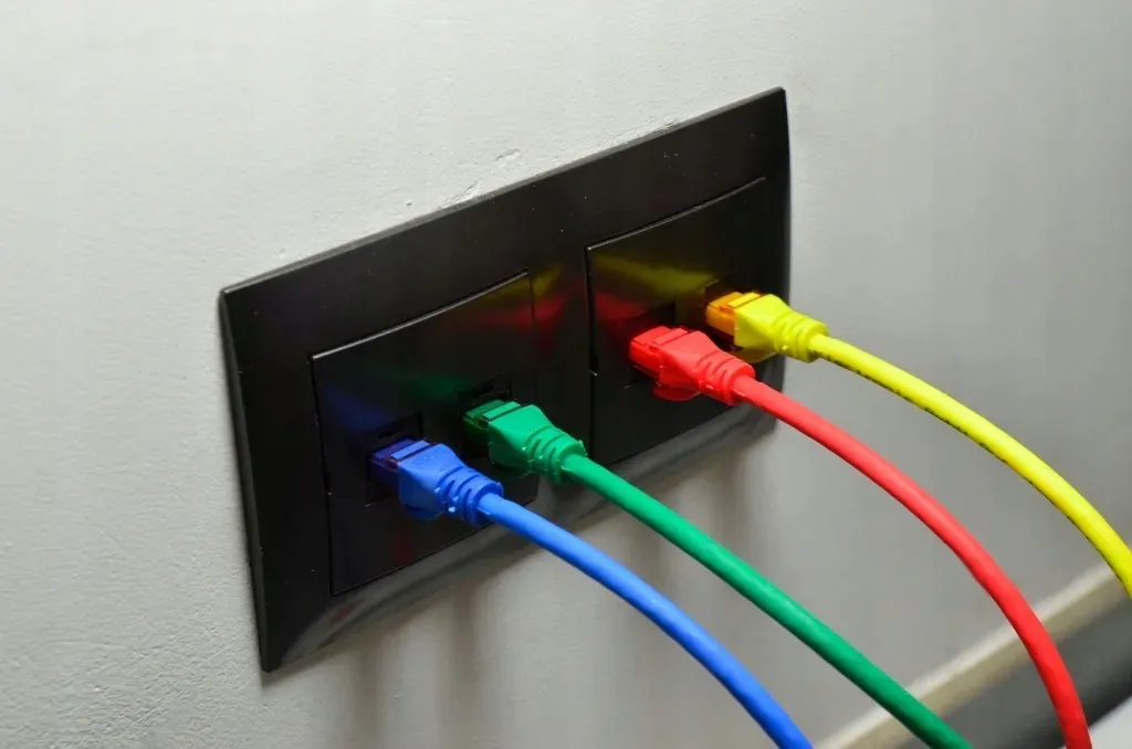 kabel-lan-0-5m-sieciowy-patchcord-kat-6-digitus-stan-nowy