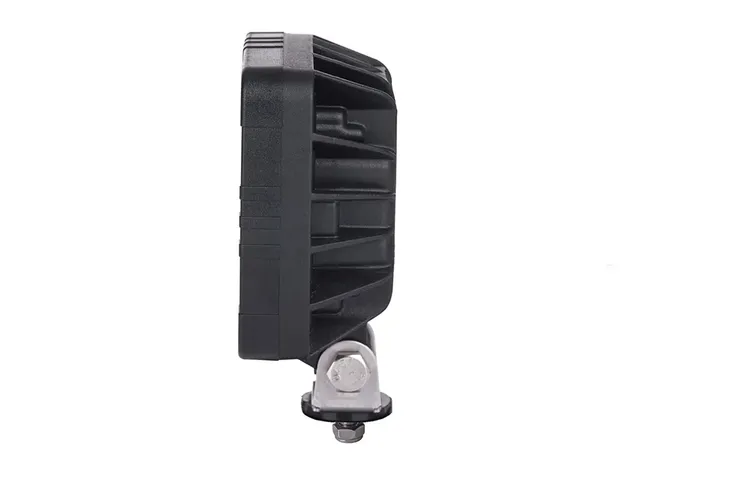 lampa-robocza-led-halogen-lrd-2679-typ-samochodu-4x4-suv-autobusy-samochody-ciezarowe-samochody-dostawcze-samochody-kempingowe-samochody-osobowe