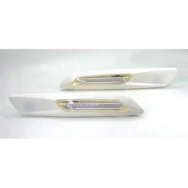 obrysowki-led-bmw-e60-e61-f10-biale-2szt-stan-nowy
