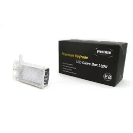 bmw-e87-e88-lampka-bagaznik-nogi-schowek-led-550lm