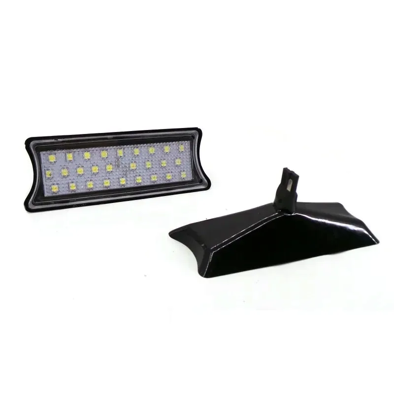 bmw-e87-e60-e65-lampki-podsufitki-led-zestaw