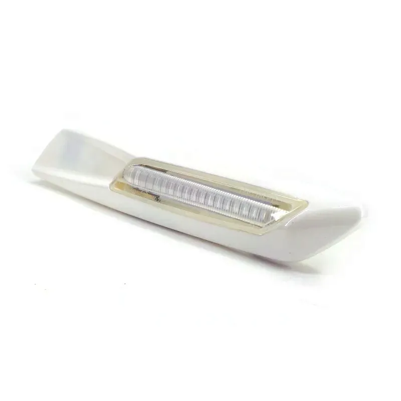 obrysowki-led-bmw-e81-e82-e87-e88-biale-2szt-stan-nowy