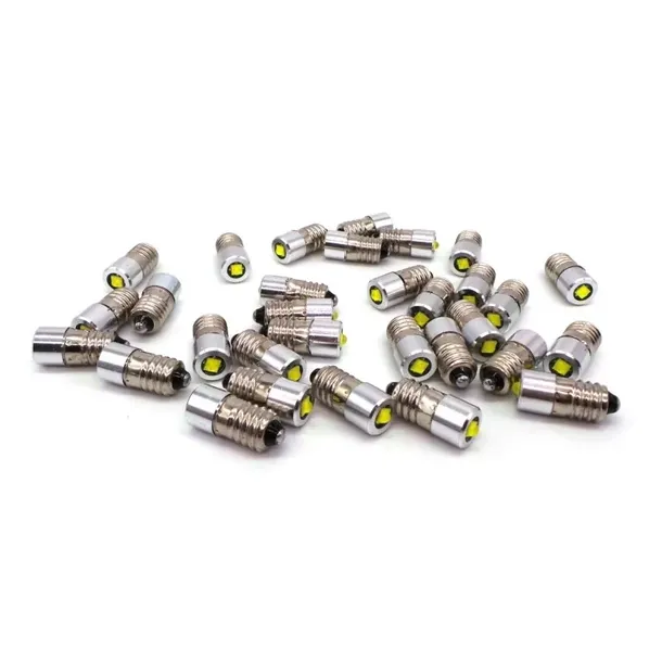 zarowka-led-e10-4-24v-cree-biala-mocna-kolor-dominujacy-bialy