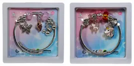 bransoletka-z-koralikami-i-dodatkami